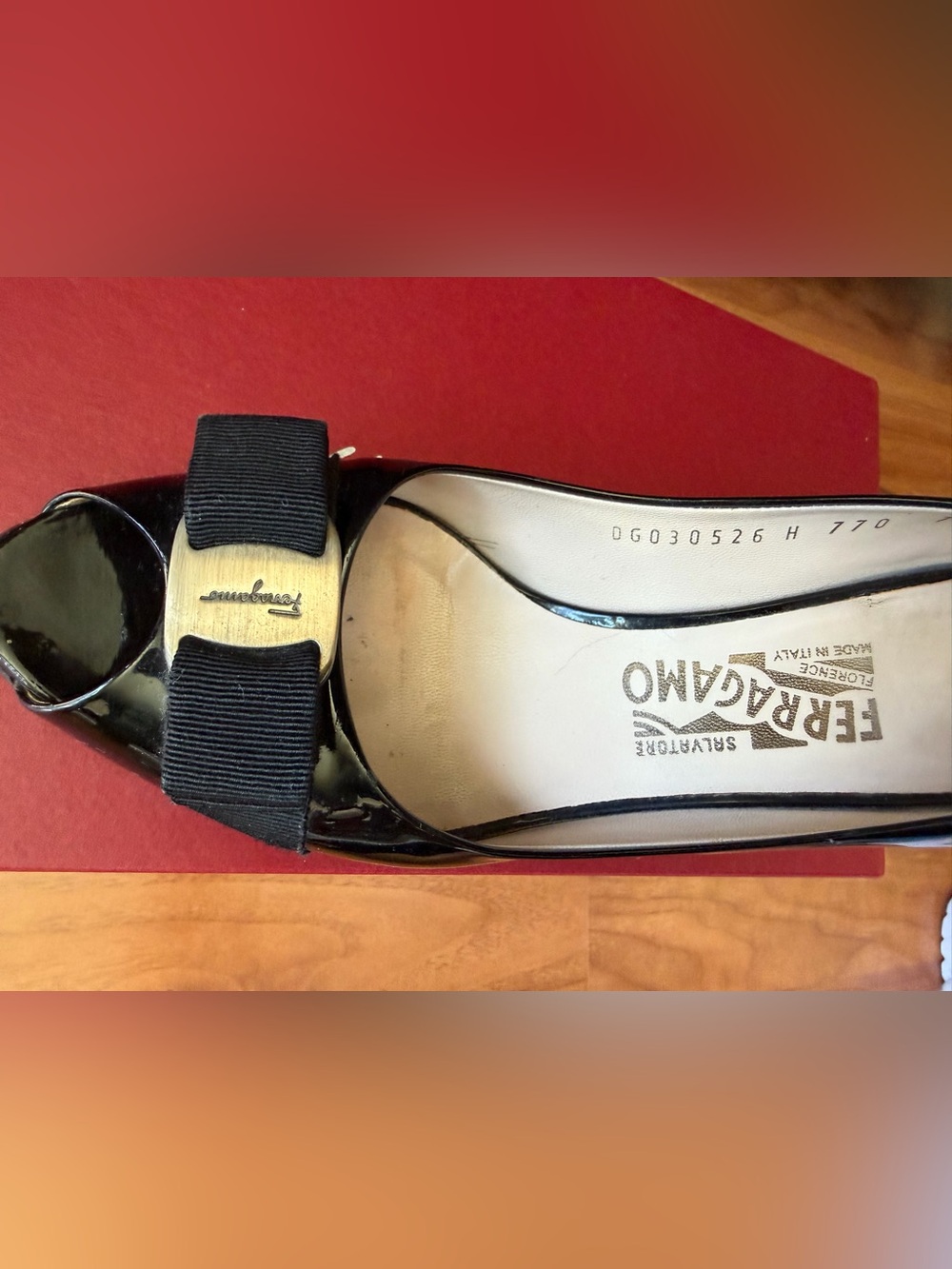 Salvatore Ferragamo Black Patent Peep-Toe Pumps with Bow size 7B - Picture 4 of 16